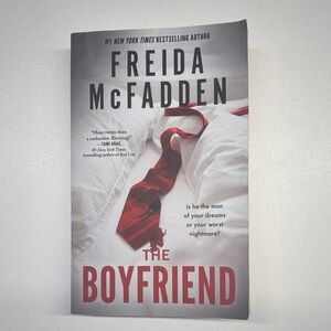 The Boyfriend by Freida McFadden Book